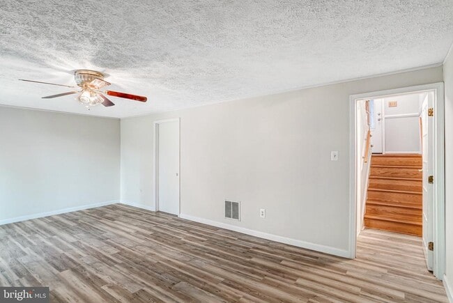 Building Photo - 5472 Truxion Ct