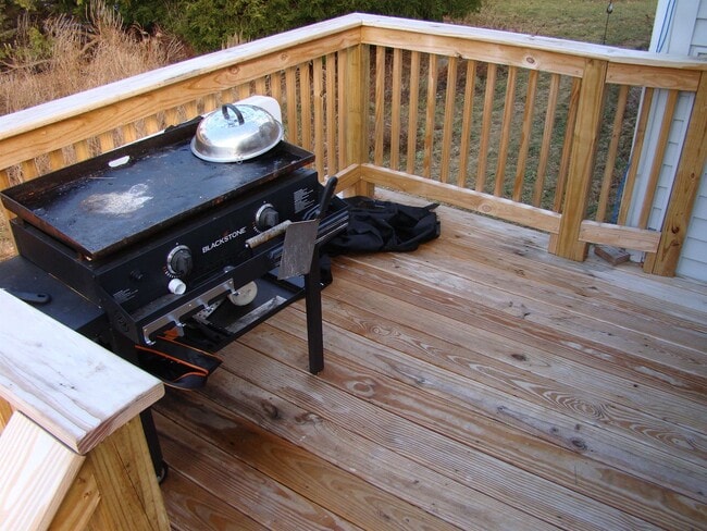 Building Photo - 13 Back River Rd