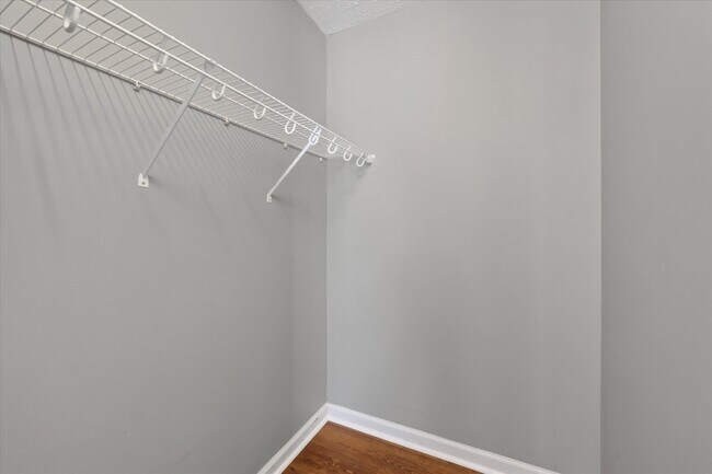Building Photo - 1484 Apache Way