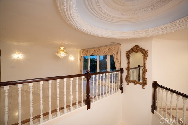 Building Photo - 984 La Cresta Pl