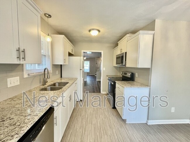 Building Photo - 820A Anarine Rd