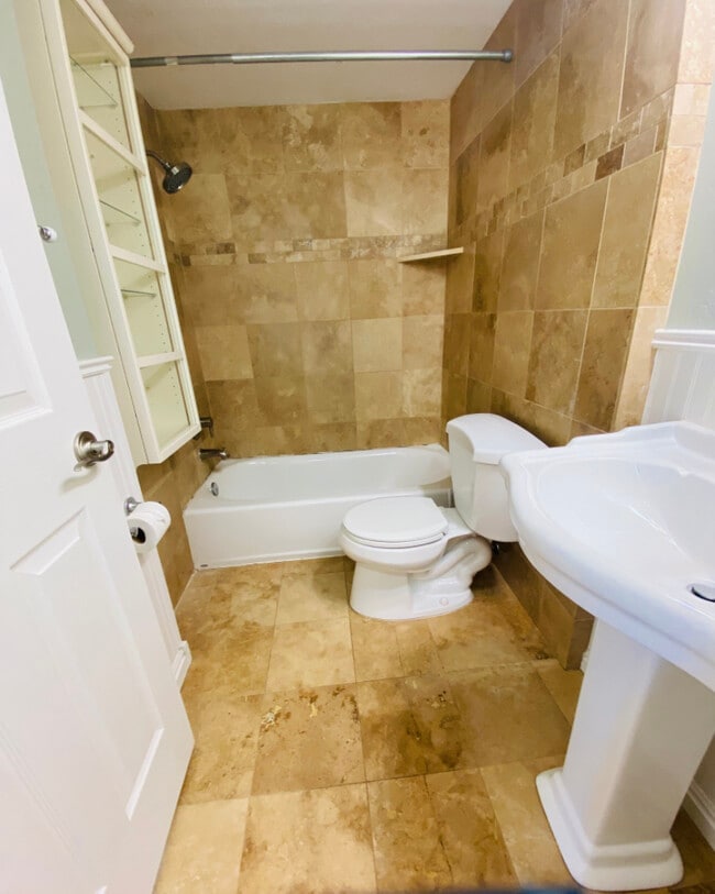 Building Photo - 1257 E 200 S