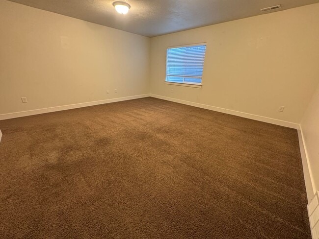 Building Photo - 12771 Park Rim Ct