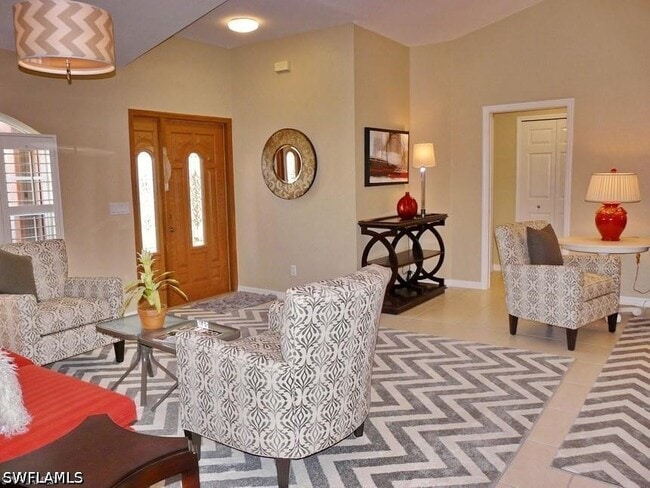 Building Photo - 264 Castaways St