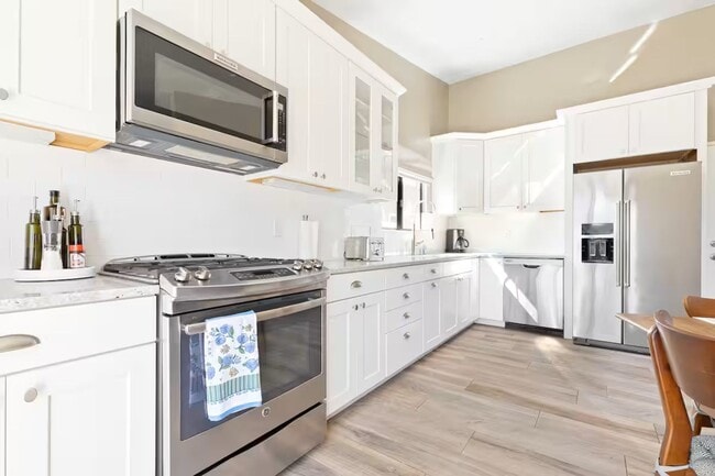 Building Photo - Grover Beach Oasis