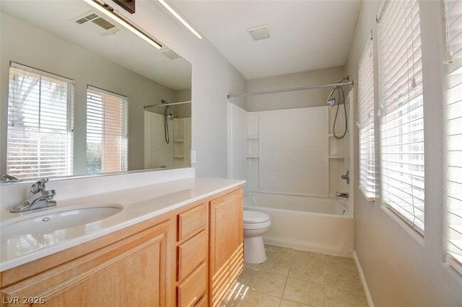 Building Photo - 536 Mayfair Walk Ave