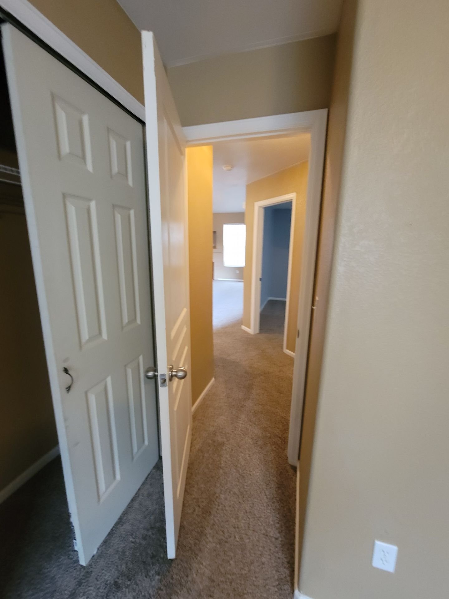Building Photo - 7323 Bentwater Dr