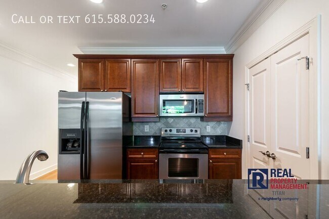 Building Photo - NEW PRICE! Make West End Your New Address ...