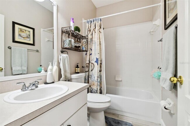 Building Photo - 1687 Starling Dr