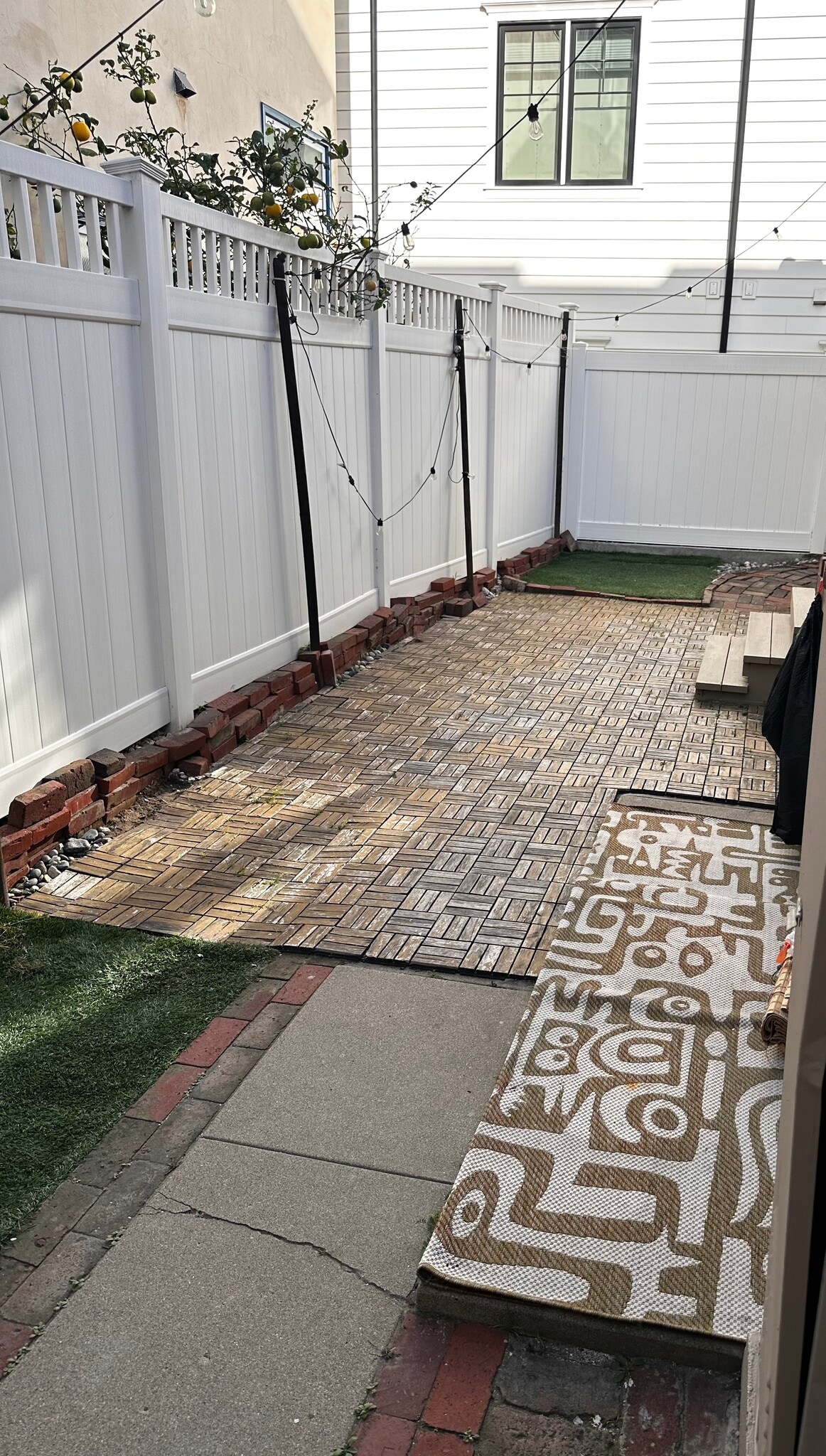 Building Photo - 437 23rd Pl