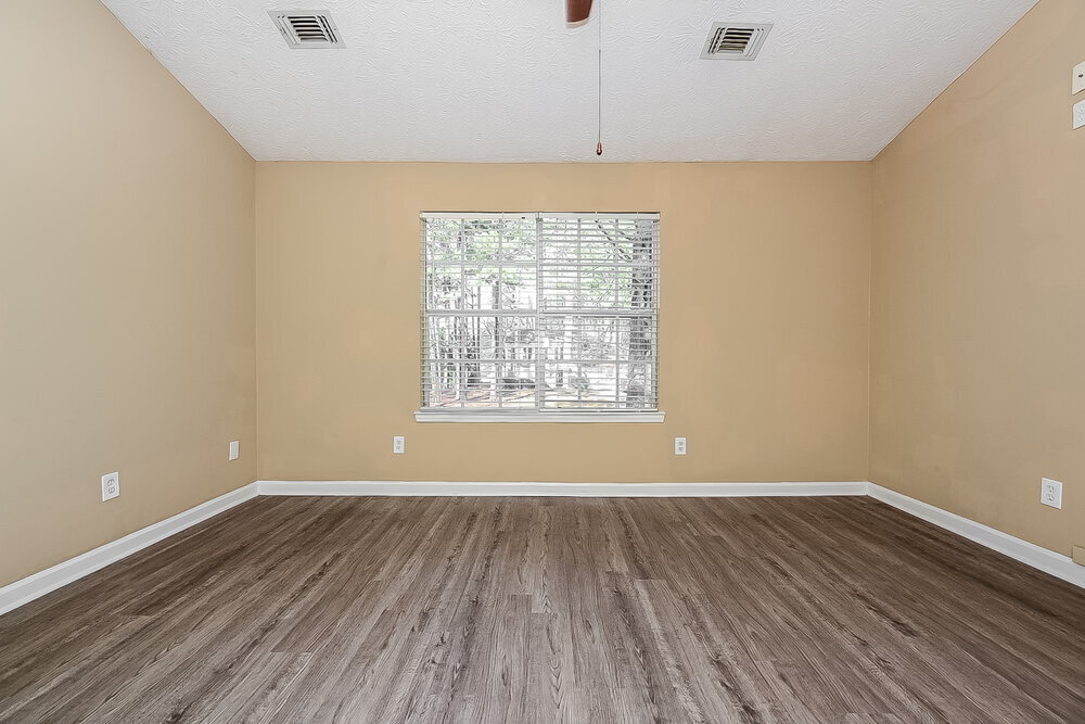 Building Photo - 1341 Birdsong Ln