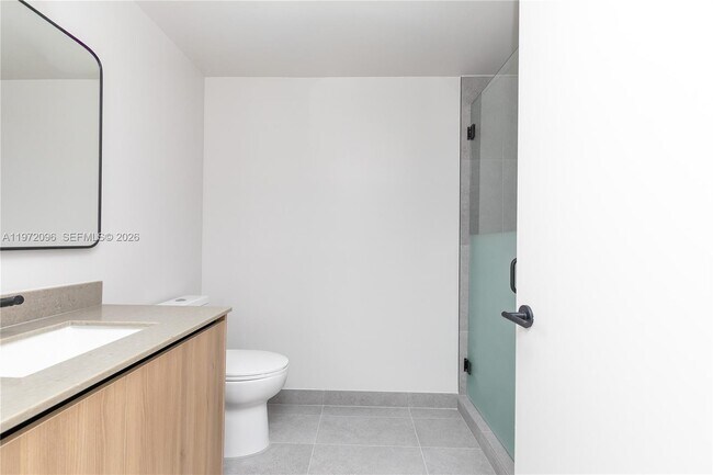 Building Photo - 121 NE 5th St