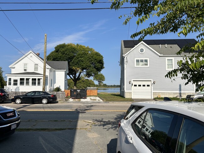 Primary Photo - 221 Market St