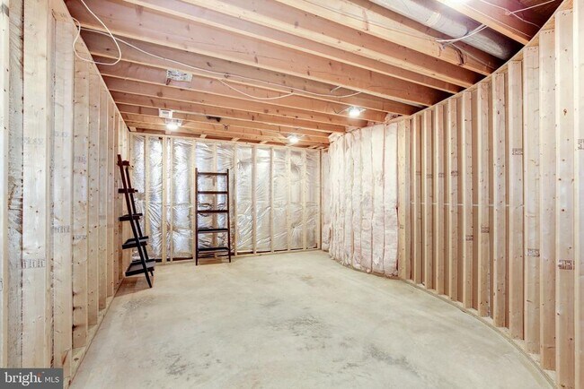 Building Photo - 22039 Foxlair Rd