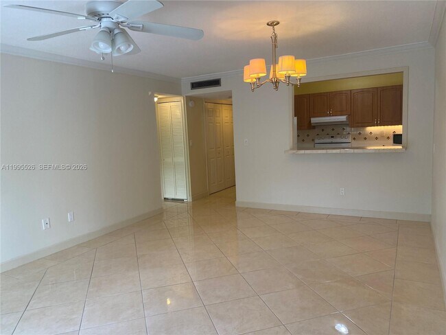 Building Photo - 9301 SW 92nd Ave