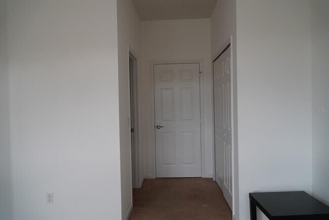 Building Photo - 1712 Portofino Meadows Blvd