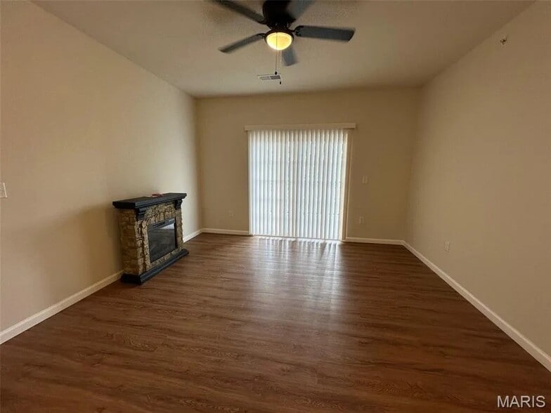 Building Photo - 135 Harmony Meadows Ct