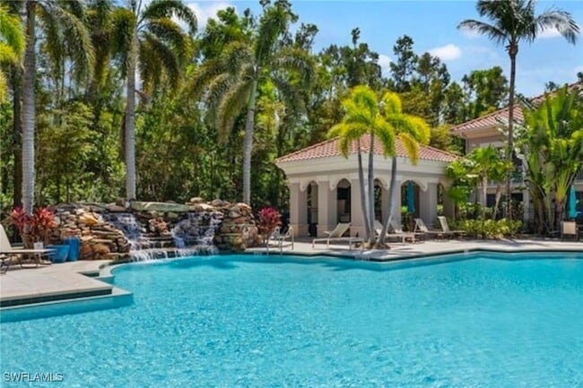 Building Photo - 23611 Alamanda Dr