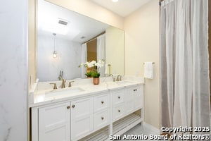 Building Photo - 3446 River Path St