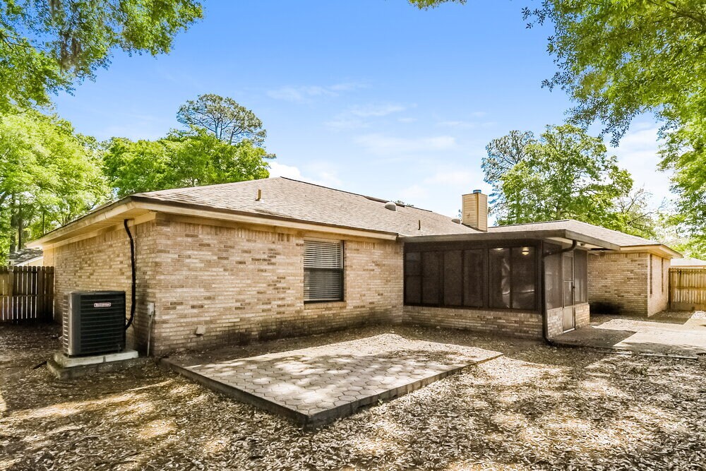 Building Photo - 9644 Bayou Bluff Dr