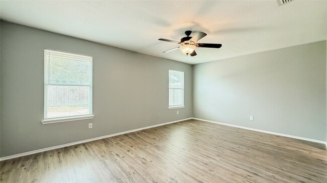 Building Photo - 22807 Sherioaks Ln