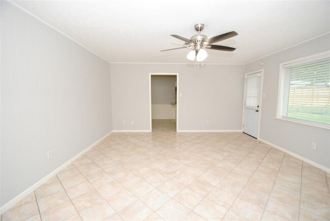 Building Photo - 10038 Briarwild Ln