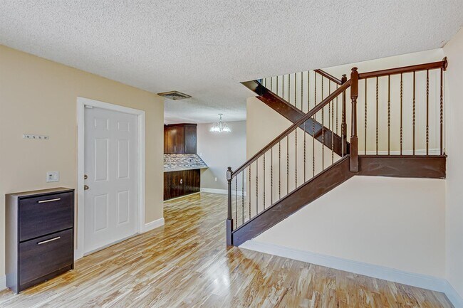 Building Photo - 2440 24th Way