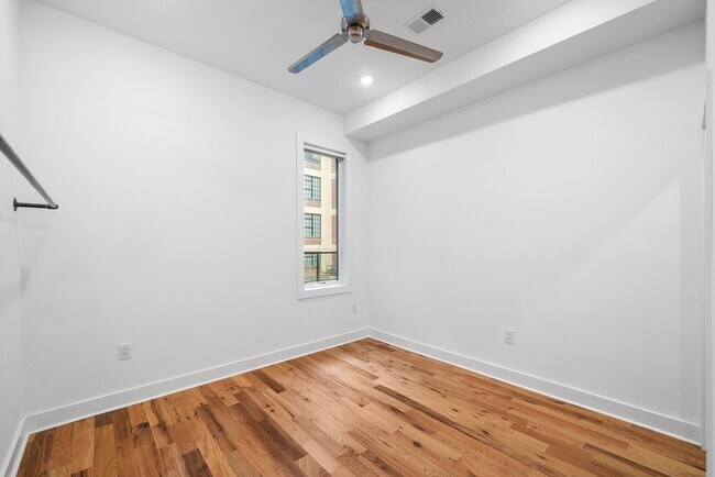 Building Photo - The Gotham Townhome