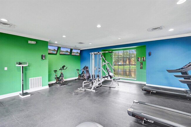 Building Photo - 10773 Cleary Blvd