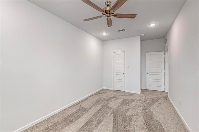 Building Photo - 349 Mule Deer Mews