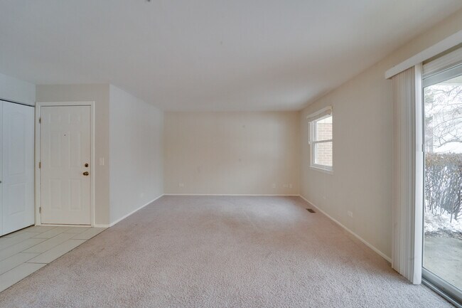 Building Photo - 160 Stirling Ln