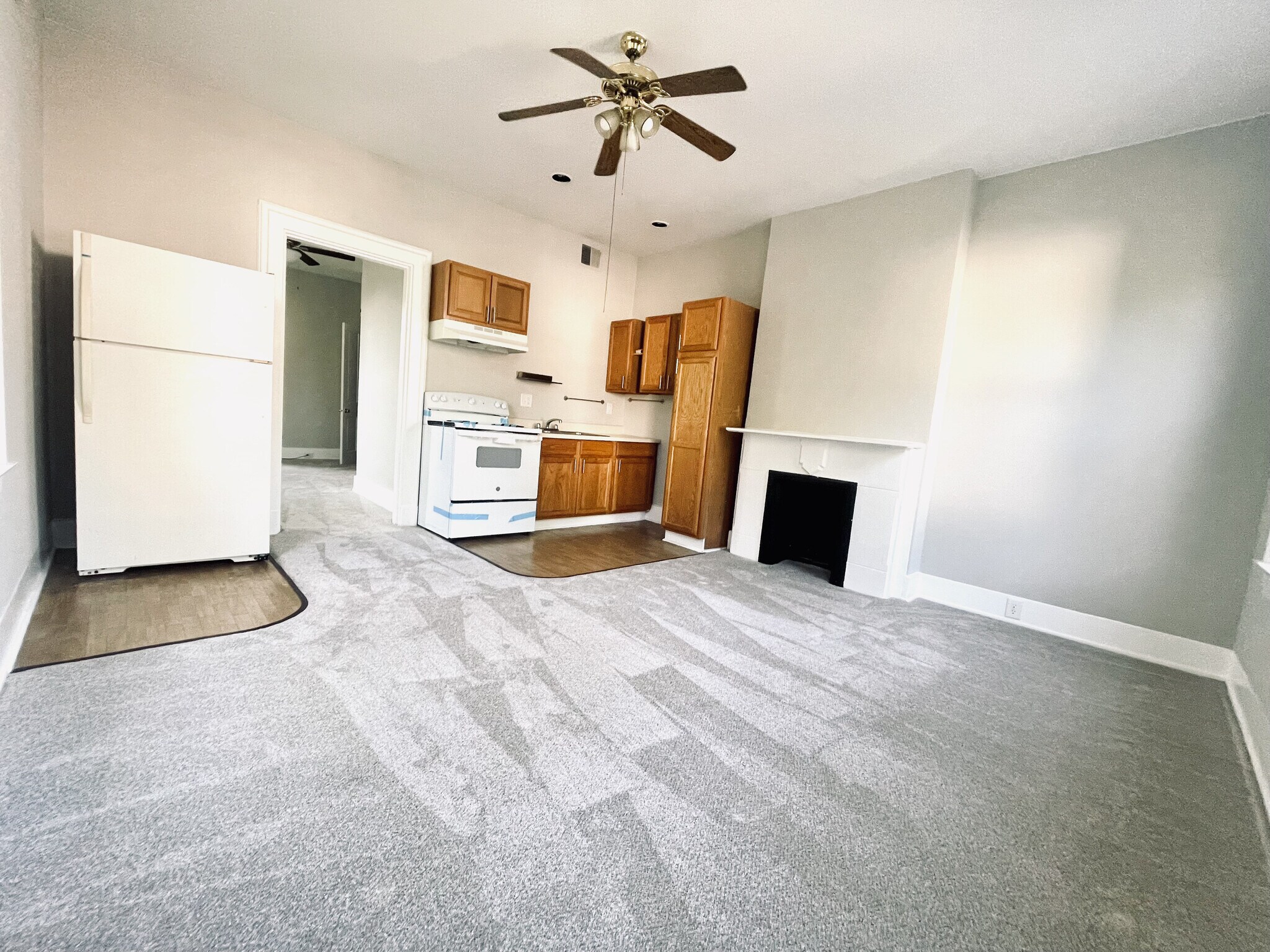 Building Photo - 1813 Highland Ave