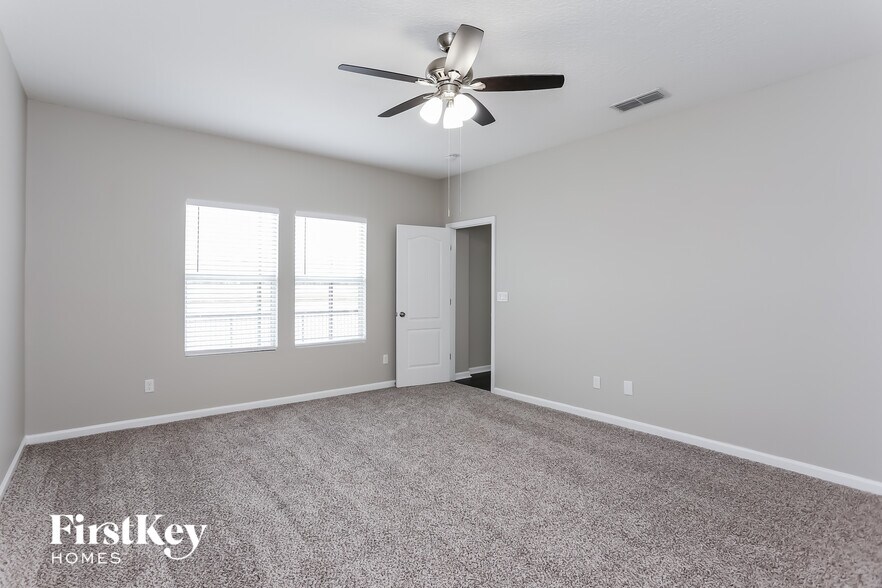 Building Photo - 16367 Magnolia Grove Way