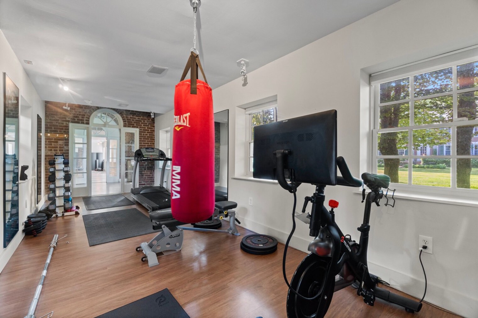 Building Photo - 91 Algonquin Rd