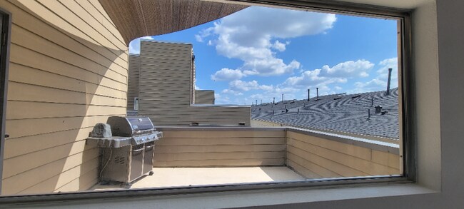 Building Photo - 2920 Cline St