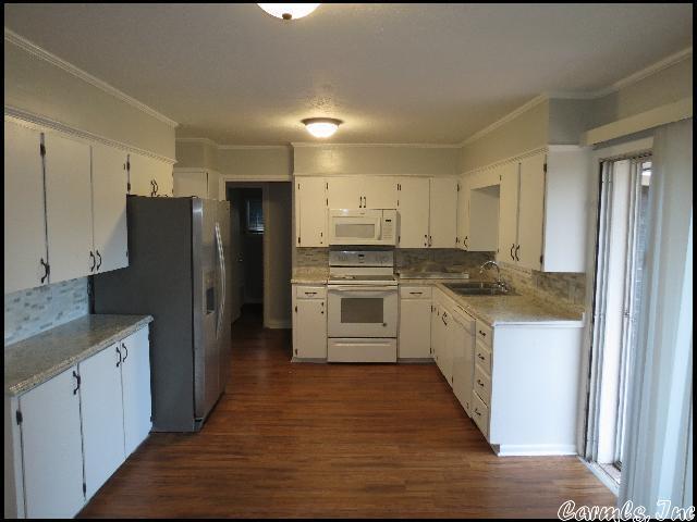 Building Photo - 52 Rosemont Dr