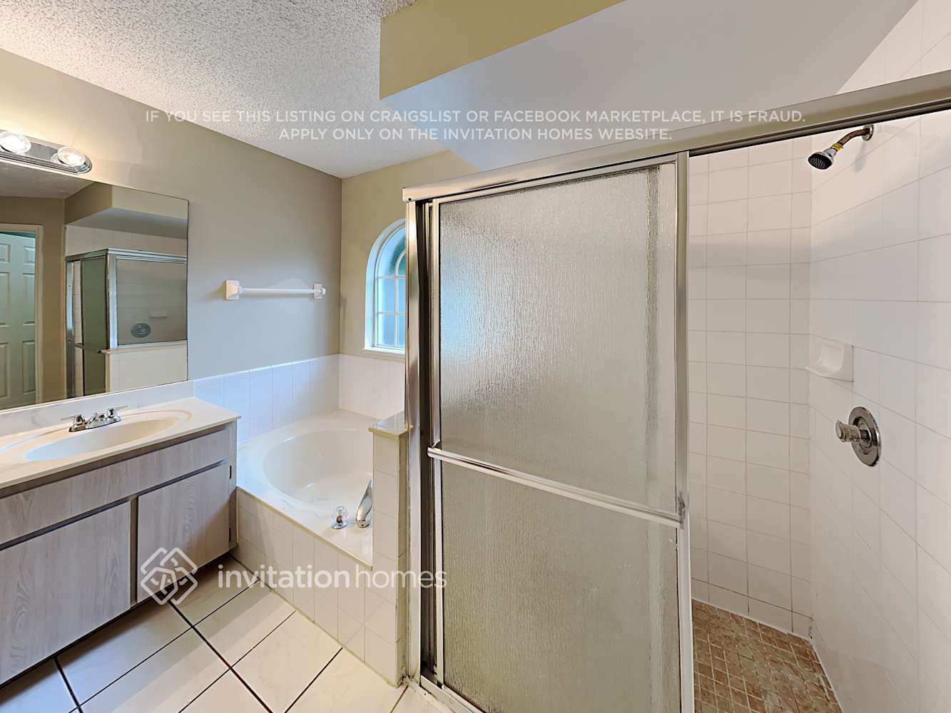 Building Photo - 12826 Lower River Blvd