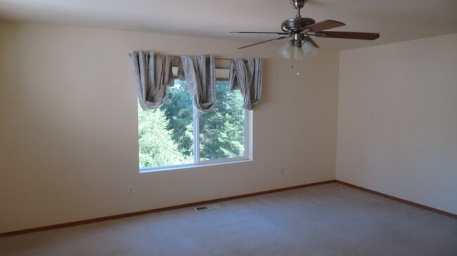 Building Photo - 1436 Packwood Ave