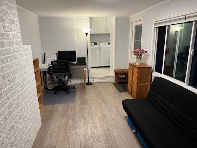 Building Photo - 10833 Arrowood St