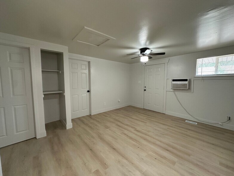 Building Photo - 3440 S 200 E