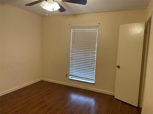 Building Photo - 5314 Atascocita West Trail