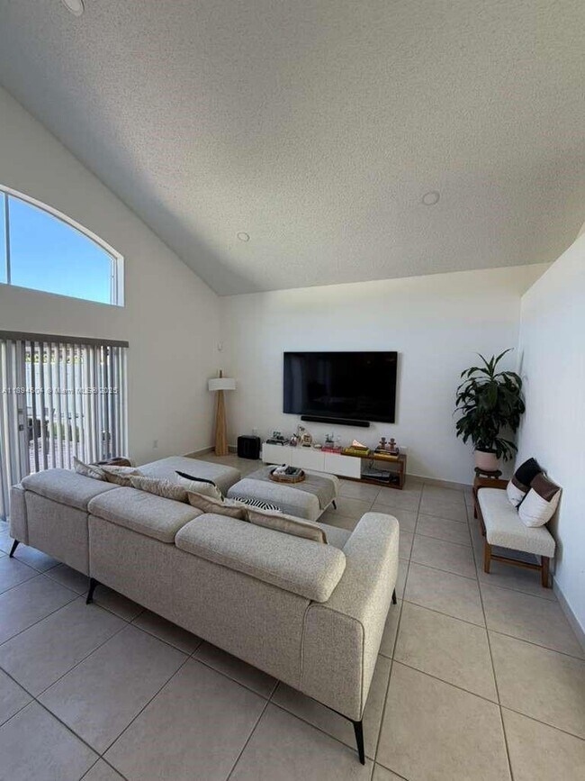 Building Photo - 13335 SW 144th Terrace