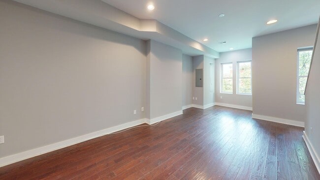 Building Photo - Stunning 1,300 Square Foot Eckington Home ...