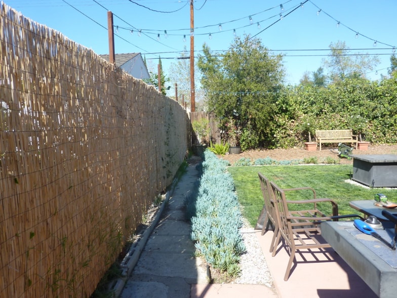 Building Photo - 17565 Bullock St