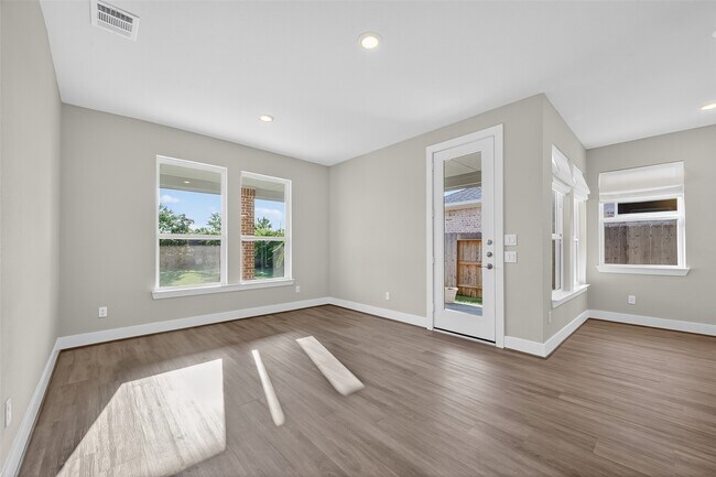 Building Photo - 5350 Lantana River Ln