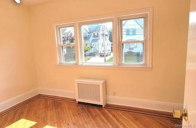 Building Photo - 56 Marlboro Rd