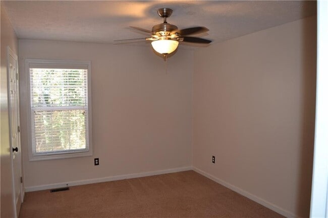 Building Photo - 2849 Arendel Dr