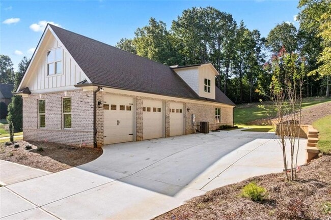 Building Photo - 4563 Fawn Path