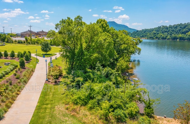 Building Photo - 602 Mariner Way