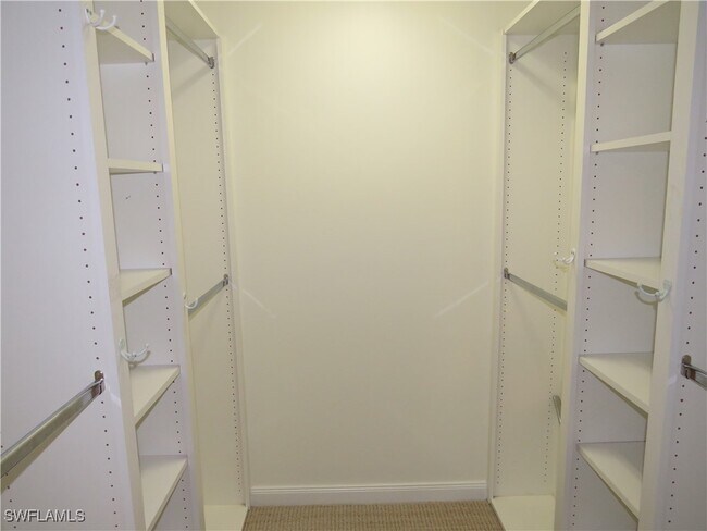 Building Photo - 4235 Redonda Ln